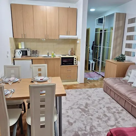 Apartment Kosuta - Kopaonik, 30m From Gondola