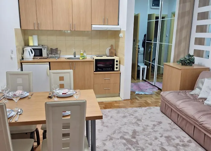 Appartamento Kosuta - Kopaonik, 30m From Gondola